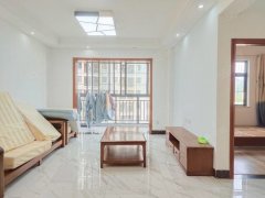 都市桃源三房两厅一卫 电梯中层 目前家电家具基本都有了