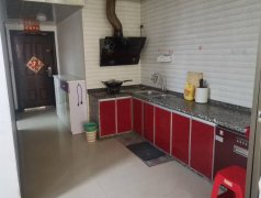 火车站福源院三房二厅一卫1500元，价格可议