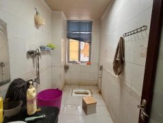 荣鑫一期3室 2厅 2卫29.8万元 荣鑫一期3室 2厅 2卫29.8万元