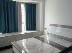 锦绣华府4室 2厅 2卫2000元/月