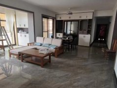 锦绣华府4室 2厅 2卫2000元/月