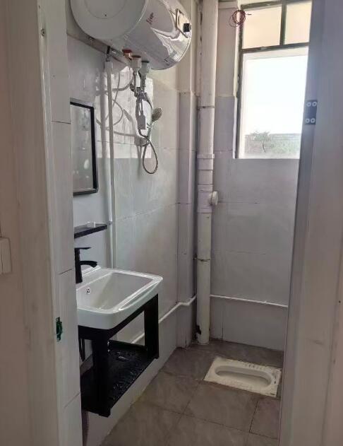 田阳天盛商城单间/一房一厅出租450元/月,配套齐全,拎包可入住 田阳天盛商城单间/一房一厅出租450元/月,配套齐全,拎包可入住