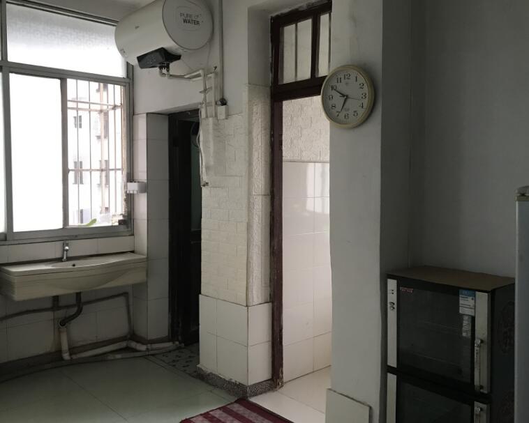 招租田阳石油分公司小区二房一厅 招租田阳石油分公司小区二房一厅