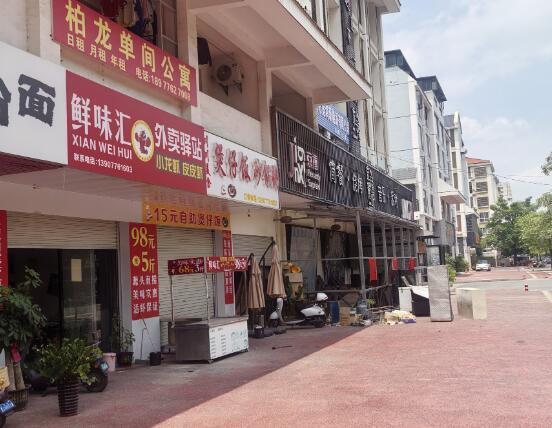 出租天盛商城红棉路一楼门面两间 出租天盛商城红棉路一楼门面两间