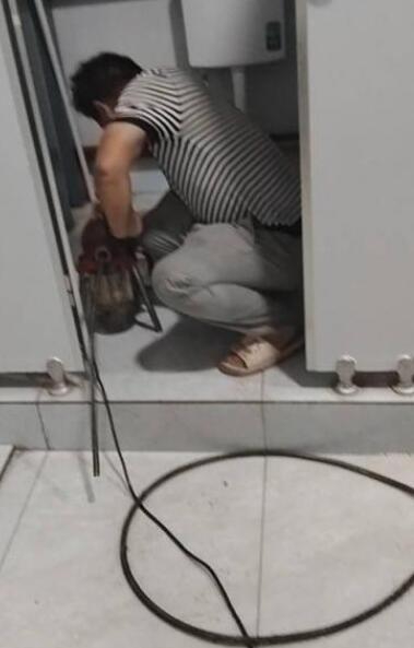 百色专业管道疏通下水道清理化粪池 百色专业管道疏通下水道清理化粪池