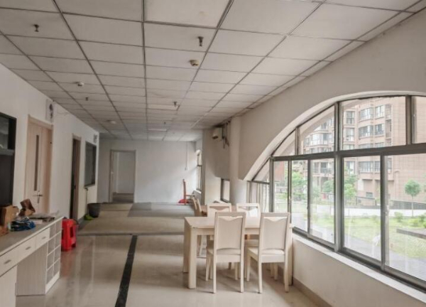 那毕一品苑大型商铺寻求合作伙伴 那毕一品苑大型商铺寻求合作伙伴