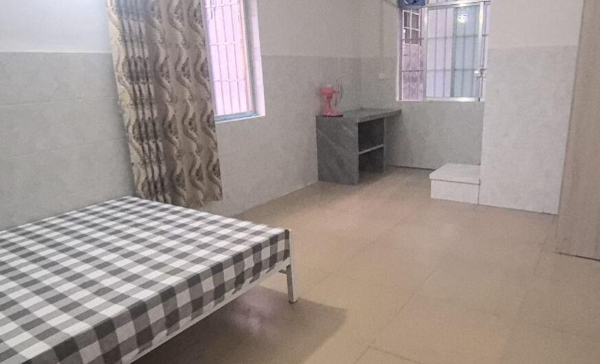 龙景街乾亨屯大单间出租领包入住光线好 龙景街乾亨屯大单间出租领包入住光线好