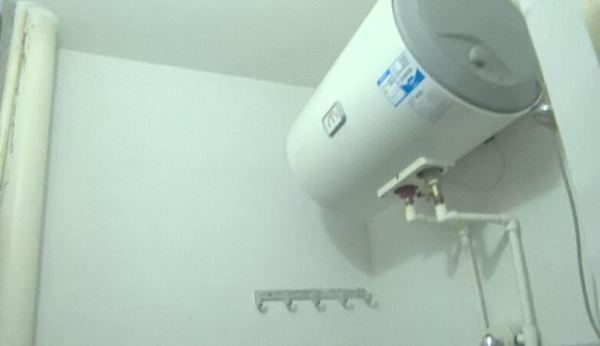 龙景街乾亨屯大单间出租领包入住光线好 龙景街乾亨屯大单间出租领包入住光线好