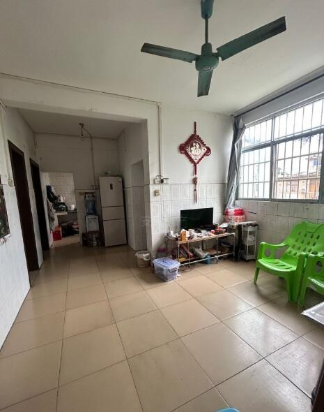 县府生活区3室 2厅 1卫16.8万元 县府生活区3室 2厅 1卫16.8万元