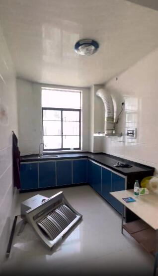 民生花园3室 2厅 2卫1000元/月 民生花园3室 2厅 2卫1000元/月