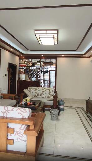 闲逸苑4室 2厅 2卫65万元 闲逸苑4室 2厅 2卫65万元