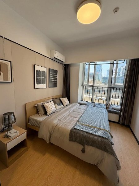 单间配套, 一房一厅,公租房 ,电梯楼,交通方便 单间配套, 一房一厅,公租房 ,电梯楼,交通方便