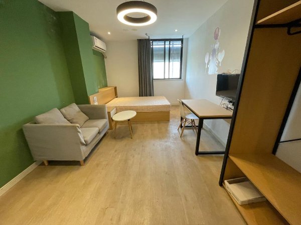 单间配套, 一房一厅,公租房 ,电梯楼,交通方便 单间配套, 一房一厅,公租房 ,电梯楼,交通方便