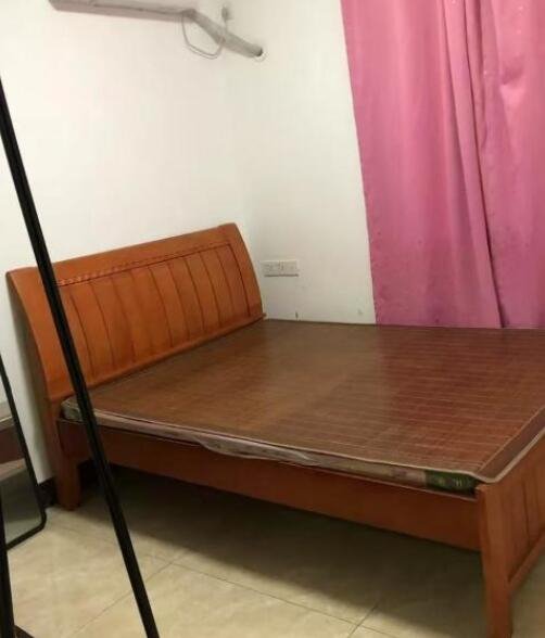 城市花园白露宫三房出租,民用水电,月租1300 城市花园白露宫三房出租,民用水电,月租1300