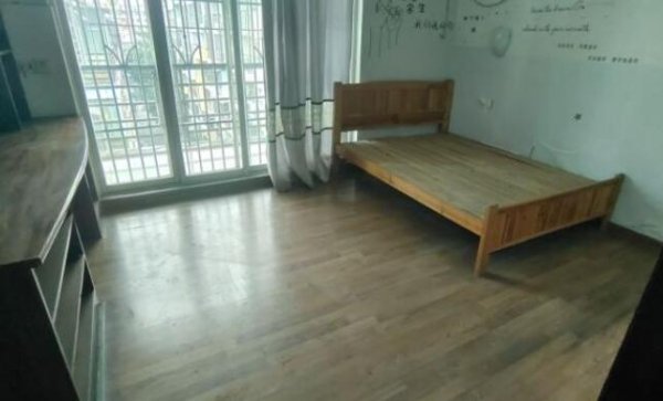 欧景花园7栋单间配套房子出租 欧景花园7栋单间配套房子出租