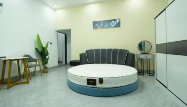 雅斯特酒店旁一房一厅房东直租 雅斯特酒店旁一房一厅房东直租