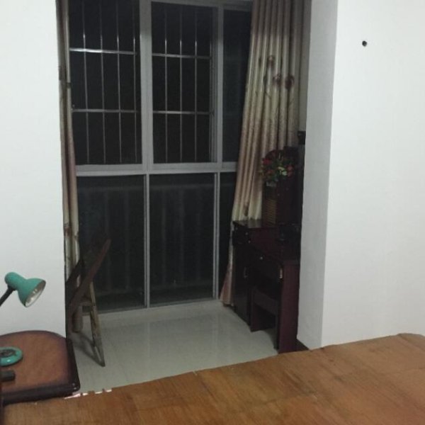 花园三期三房一厅一卫一厨招租 花园三期三房一厅一卫一厨招租