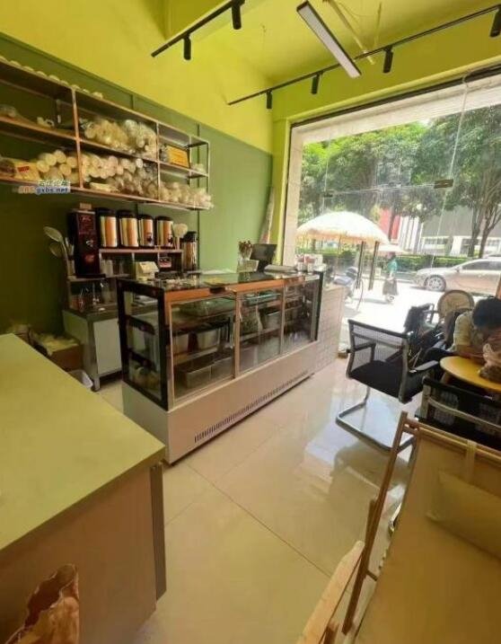 龙景名都铺面一楼61个平方门旺铺转让 龙景名都铺面一楼61个平方门旺铺转让