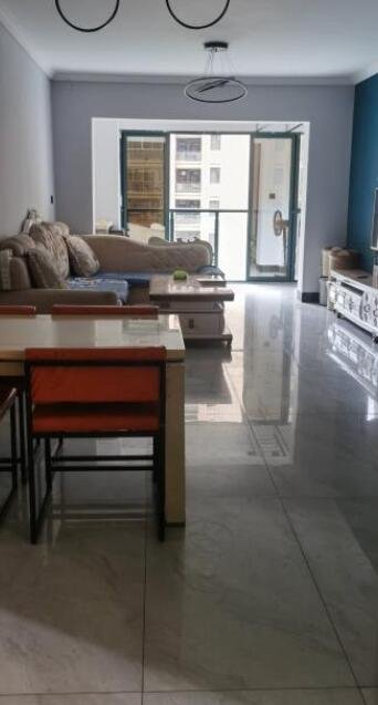 五洲半岛阳光两房两厅一卫出租 五洲半岛阳光两房两厅一卫出租