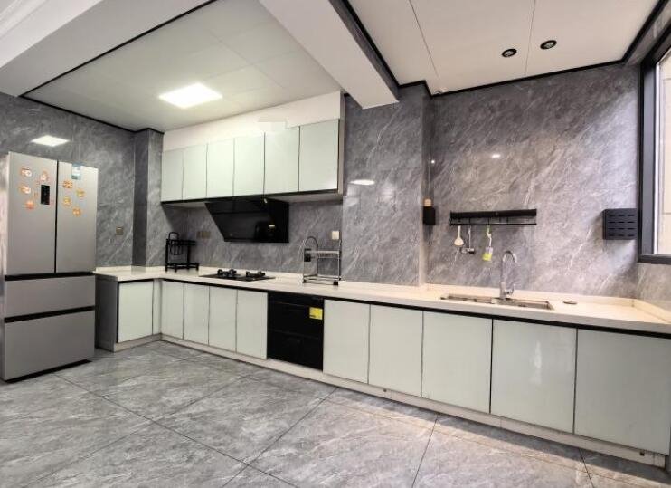 鼎盛和泰大三房全新装修靓房出租 鼎盛和泰大三房全新装修靓房出租