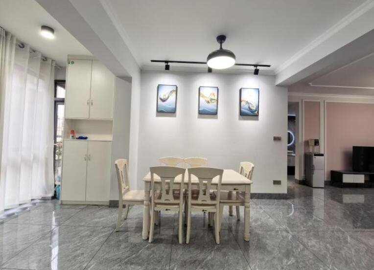 鼎盛和泰大三房全新装修靓房出租 鼎盛和泰大三房全新装修靓房出租