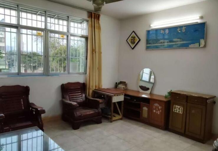 原中山桥头两房出租,配置齐全拎包入住,房东直租 原中山桥头两房出租,配置齐全拎包入住,房东直租