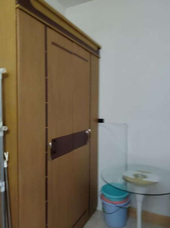 原中山桥头两房出租,配置齐全拎包入住,房东直租 原中山桥头两房出租,配置齐全拎包入住,房东直租