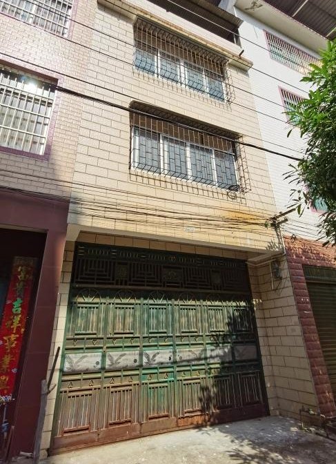 城东那马天地楼整栋出租,可门面、办公兼宿舍、仓库 城东那马天地楼整栋出租,可门面、办公兼宿舍、仓库