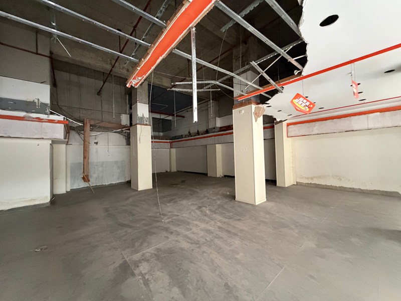 核心地段 · 临街金铺·商铺出租 核心地段 · 临街金铺·商铺出租