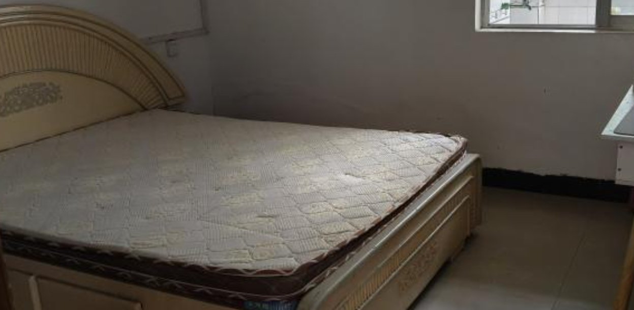 右江区城北二路17号三房两厅一卫,实验小学学区房 右江区城北二路17号三房两厅一卫,实验小学学区房